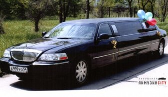 Свадебный лимузин Lincoln Limousine Towncar № Л3127, черный
