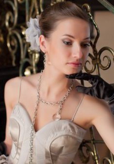 Cвадебная прическа Л13519 с собранными волосами