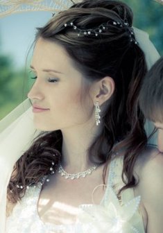 Cвадебная прическа Н13530 с распущенными волосами