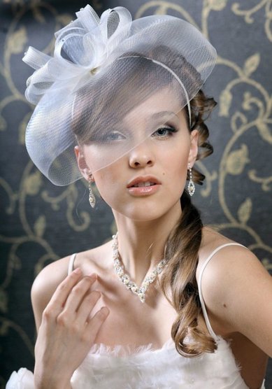 Прическа на свадьбу К13894 - Стилист-визажист Кристина Патрушева