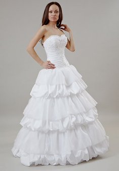 Свадебное платье Cassiopea-Г24497. С пышной юбкой, длинное без шлейфа.