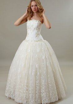 Свадебное платье Svetlana-Г24506. С пышной юбкой, длинное без шлейфа.