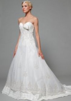 Свадебное платье AB 4666NEV-К25251. С пышной юбкой, длинное со шлейфом.