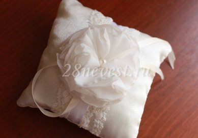 Подушечка для колец 240440 - Свадебные аксессуары 28 невест